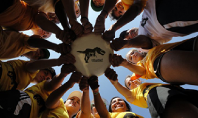 Women's ultimate frisbee